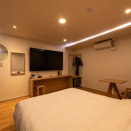 Hotel H Avenue Chuncheon Exterior foto